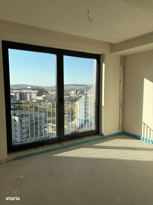Penthouse pe 2 niveluri |3 camere | 3 băi | parcari| M. Romanul