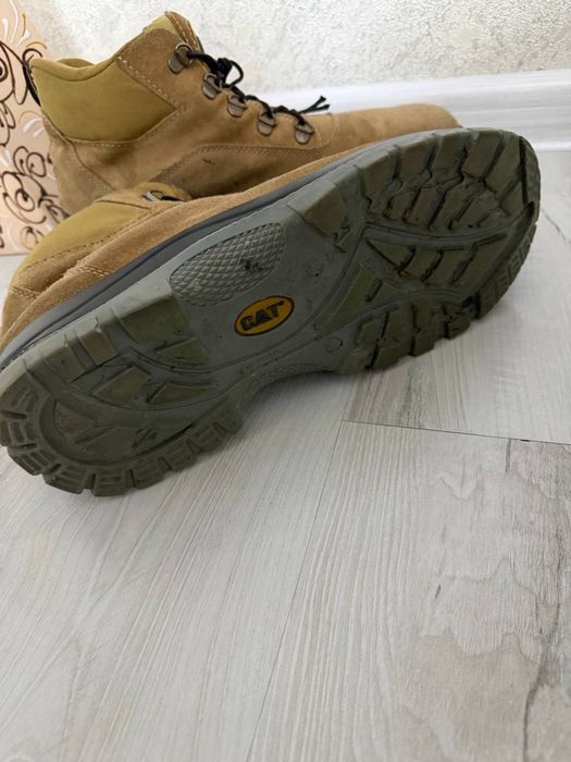 Мужские сапоги от Американского бренда САТ -46 размер.