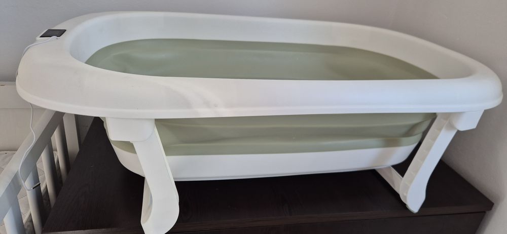 Cadita baie bebelus pliabila cu perna si teemometru