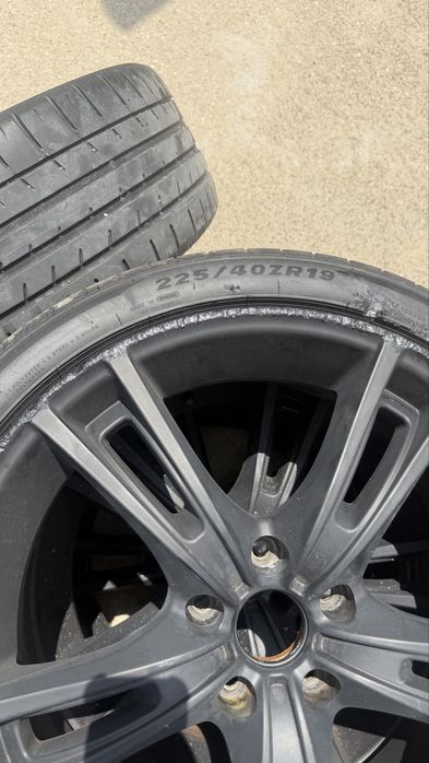 Set 4 Jante Aliaj pe 19" cu Anvelope 225/40/R19