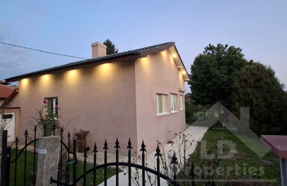 Продава се Къща в Генерал Тошево - 130 кв.м за 747 €/кв.м - Снимка #1