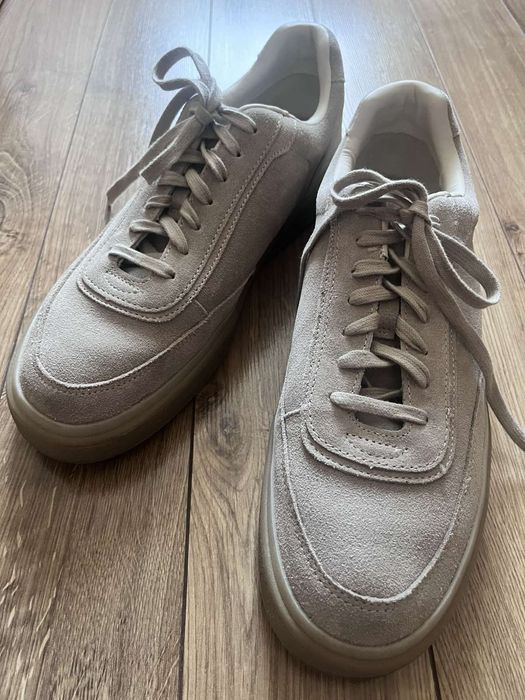 Кецове от естествен велур Zara