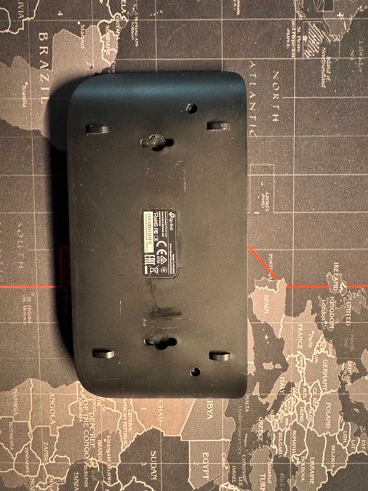 Switch TP-Link TL-SG1008D – 8 Porturi Gigabit, Stare foarte buna