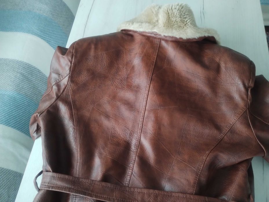 Дамско яке с пух