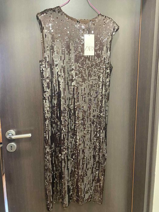Zara рокля с пайети