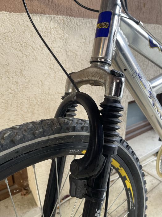 Vand bicicleta si trotinete