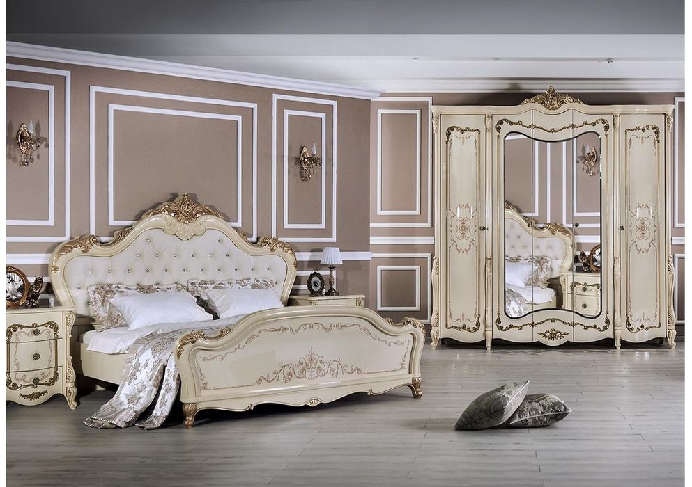 Красивый спальный гарнитур Энрике