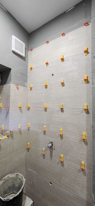 Meseriaș amenajări interioare și reparatii, design interior