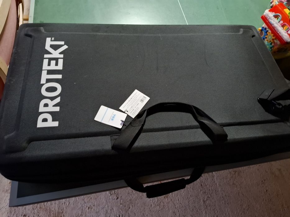 Denon DJ Prime 4 + кейс