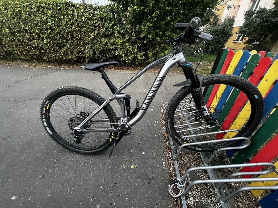 Bicicleta Full Suspension Canyon