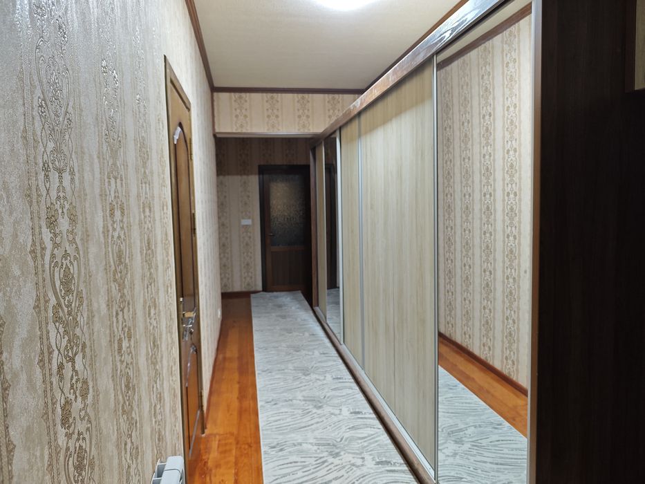 Uy sotiladi, yangi remont