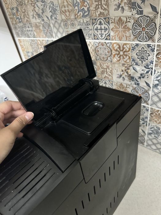 Продам кофемашину NIVONA