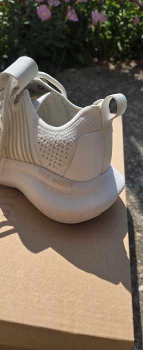 Сникърси steve madden 36размер