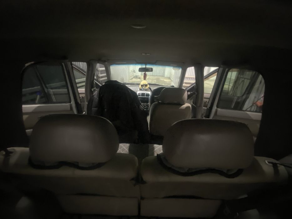 Продам Nisan cude