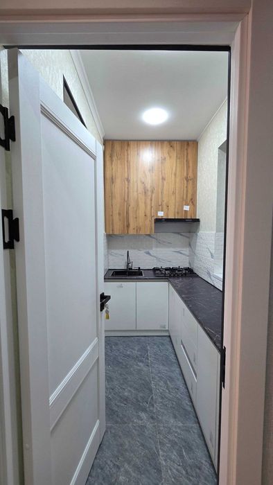 СРОЧНО !! Продается квартира в Яшнабаде 2/3/4 ( 54 кв/м ) Авиасозлар 1