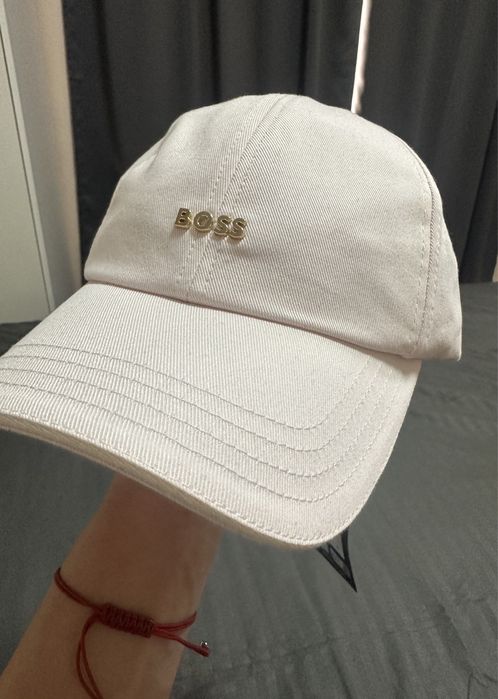 Дамска шапка Boss