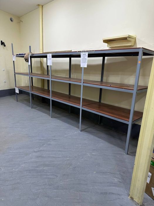 Продаются стеллажи
