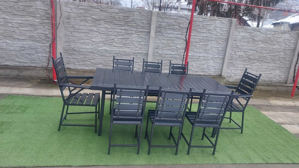 Set masa cu 8 scaune