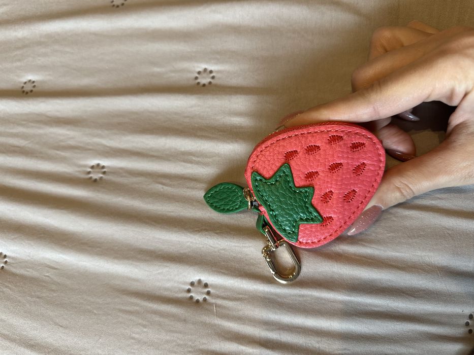 Дамско червено портмоне