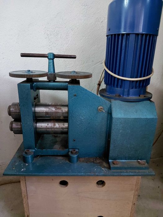 Златарски вал за изтегляне на плака и сватбенни халки