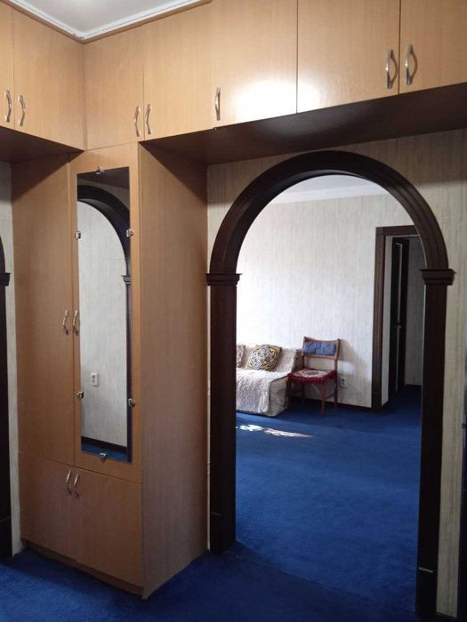 Продаётся 5-комнатная квартира, метро Тинчлик