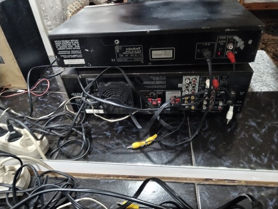 Cd deck Technics sl-pg490