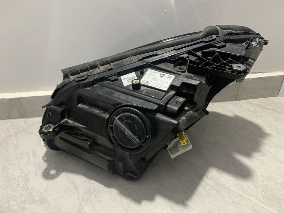 Far dreapta Mercedes C Class W205 Facelift Full LED Original Europa