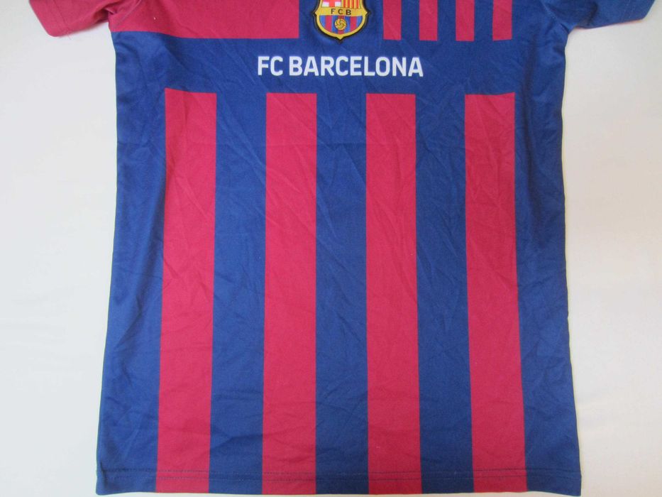 Tricou fotbal Barcelona,masura 12 ani,nepersonalizat,stare f. buna