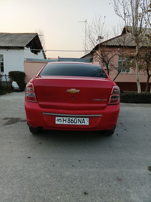 Koblt 3 pazisa  2012 prabek 380000 kiraska 2 eshikda bor ichiga otmaga