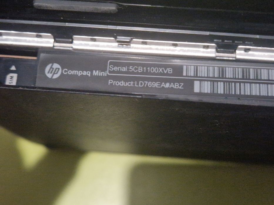 Laptop Compaq pentru piese.