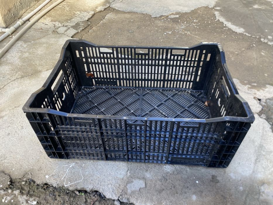 Пластмасовые ящики