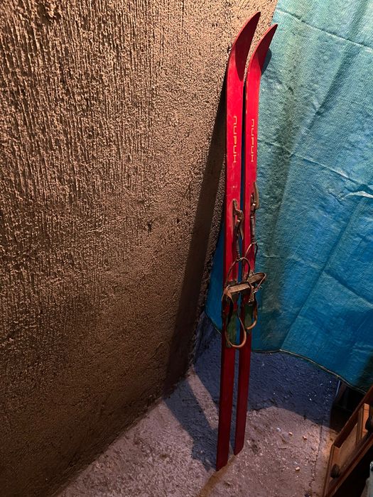 Ретро ски Пирин за украса