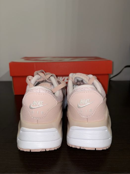 Спортни обувки Nike