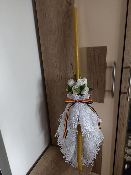 Lumânări impodobite