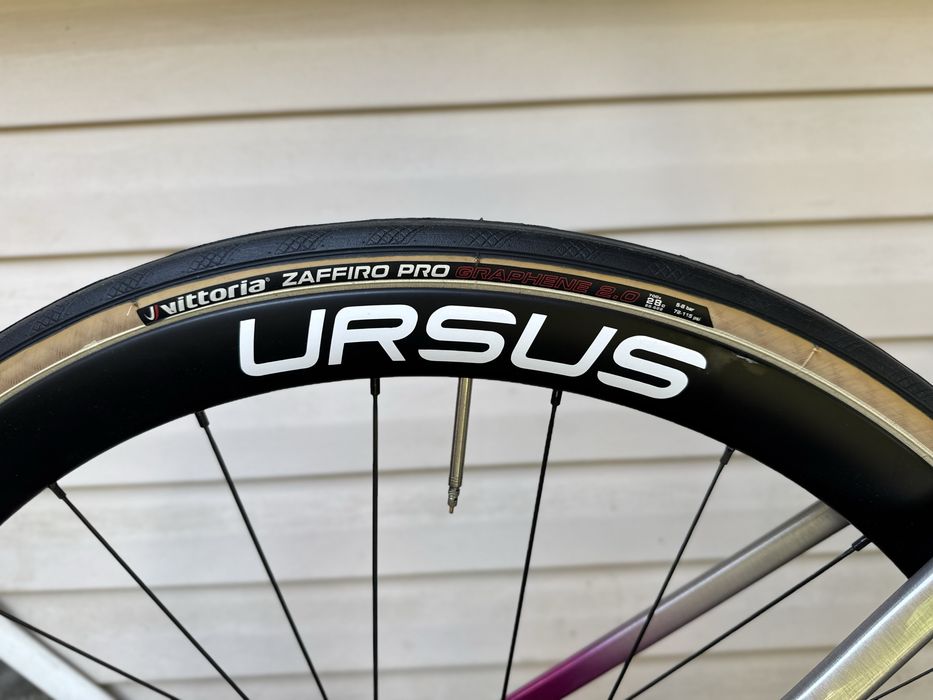 Карбонов шосеен велосипед Cinelli Pressure 2 – Team Edition (MBH Bank Ballan CSB Colpack)