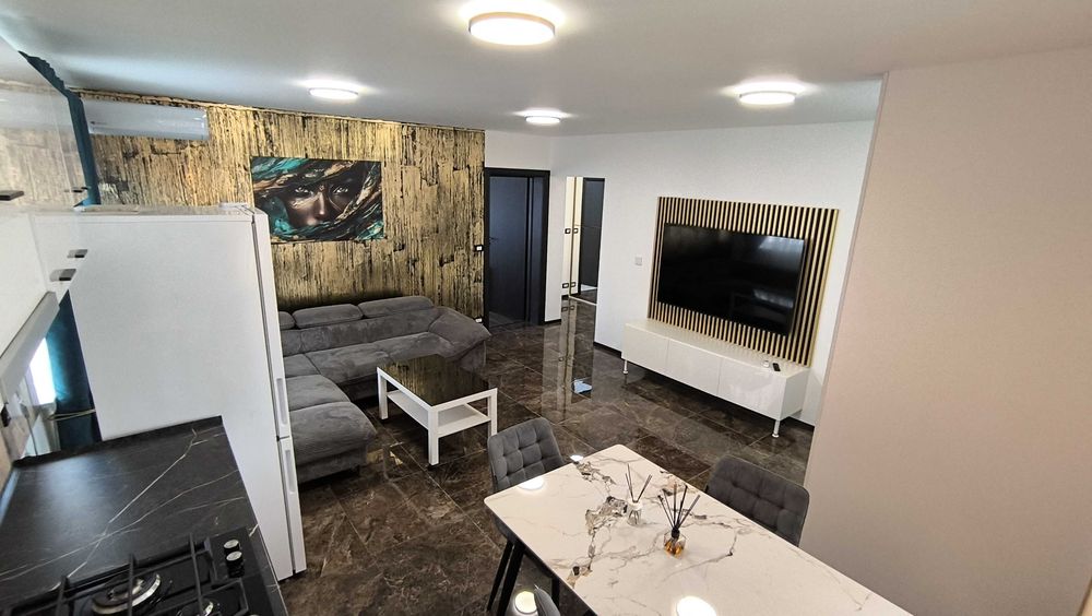 Apartament 2 camere de inchiriat 60 m², MOBILAT NOU, cu parcare