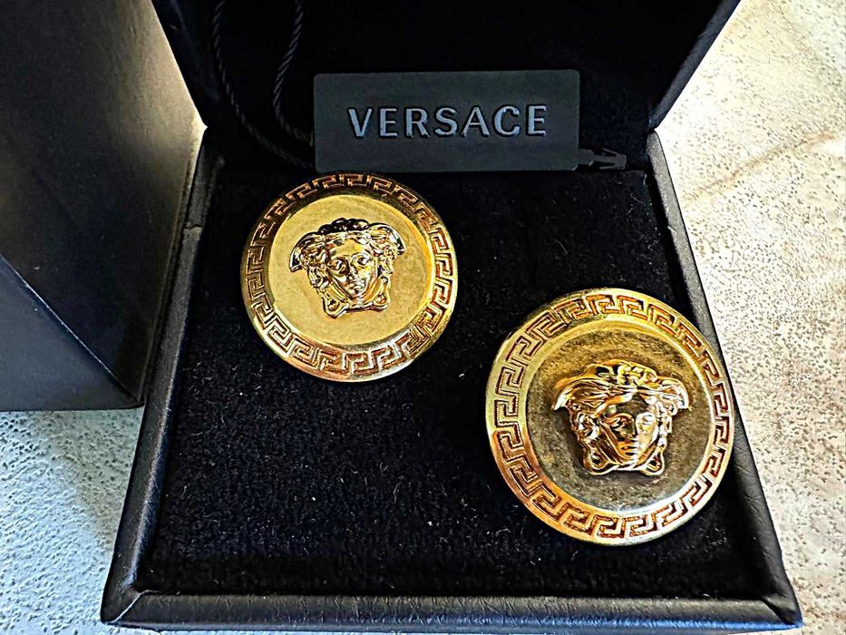 Cercei Versace-Medusa vintage look