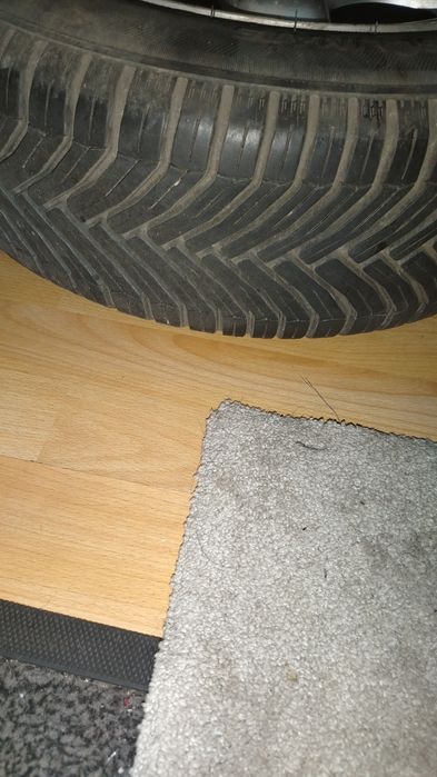 Cauciucuri cu jante de aliaj