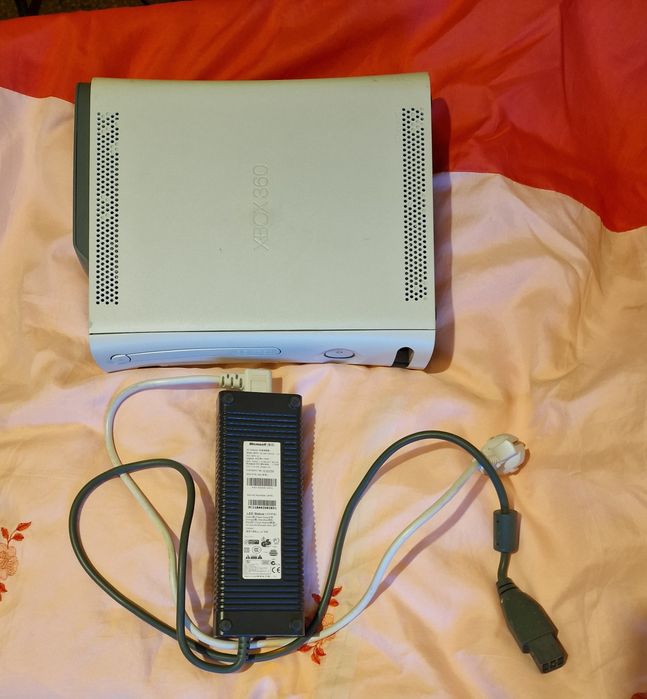 Конзола XBOX 360 60 gb