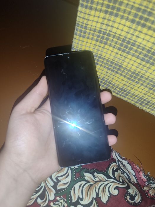 Honor x9b в идеальном состоянии