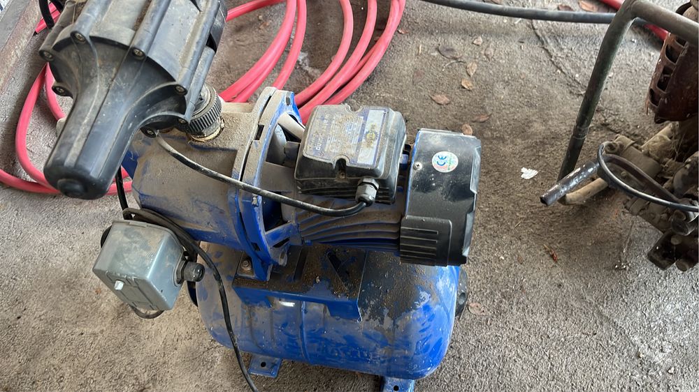 Продам насос водяной