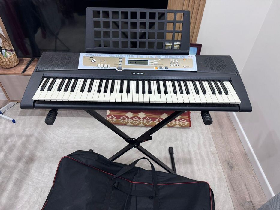 Продам Синтизатор