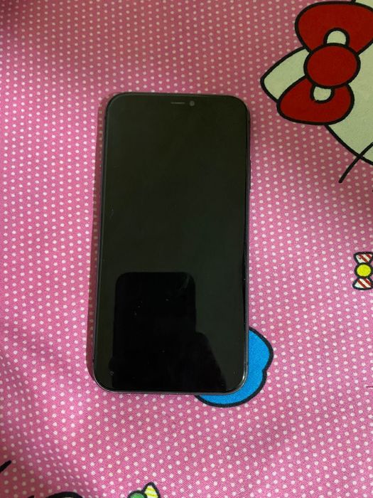 iPhone 11 каробка имеется