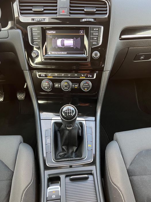 Volkswagen Golf VII Hatchback HIGHLINE