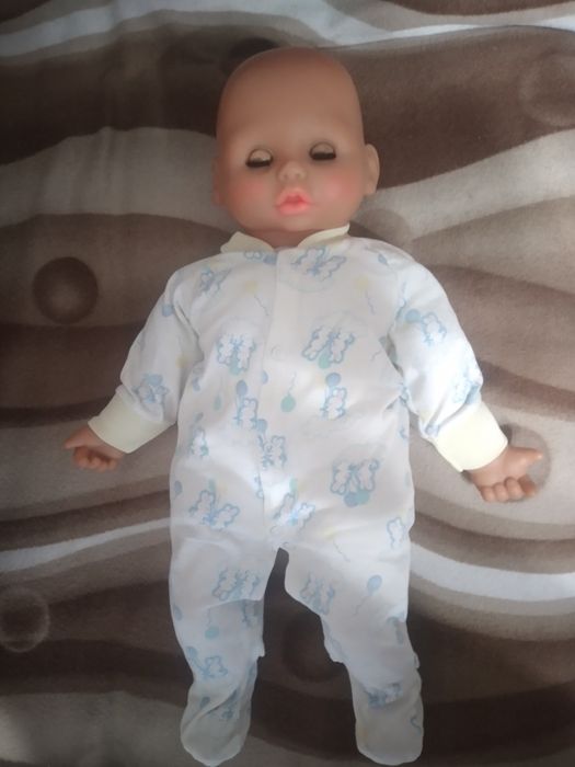 Продам куклу малыша 5000тг