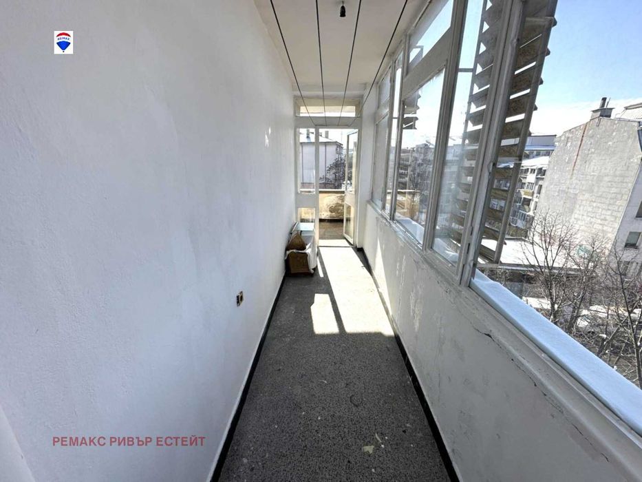 Продава се Тристаен апартамент в Русе, Хъшове - 89 кв.м за 757 €/кв.м - Снимка #12