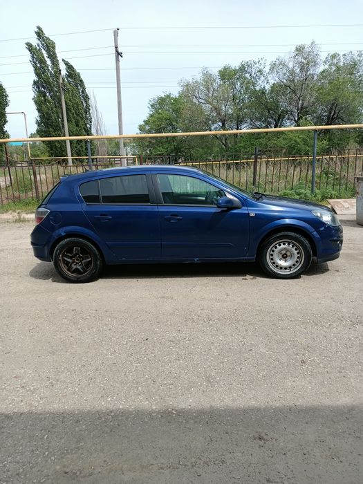 Продам Опель астра Аш 2008