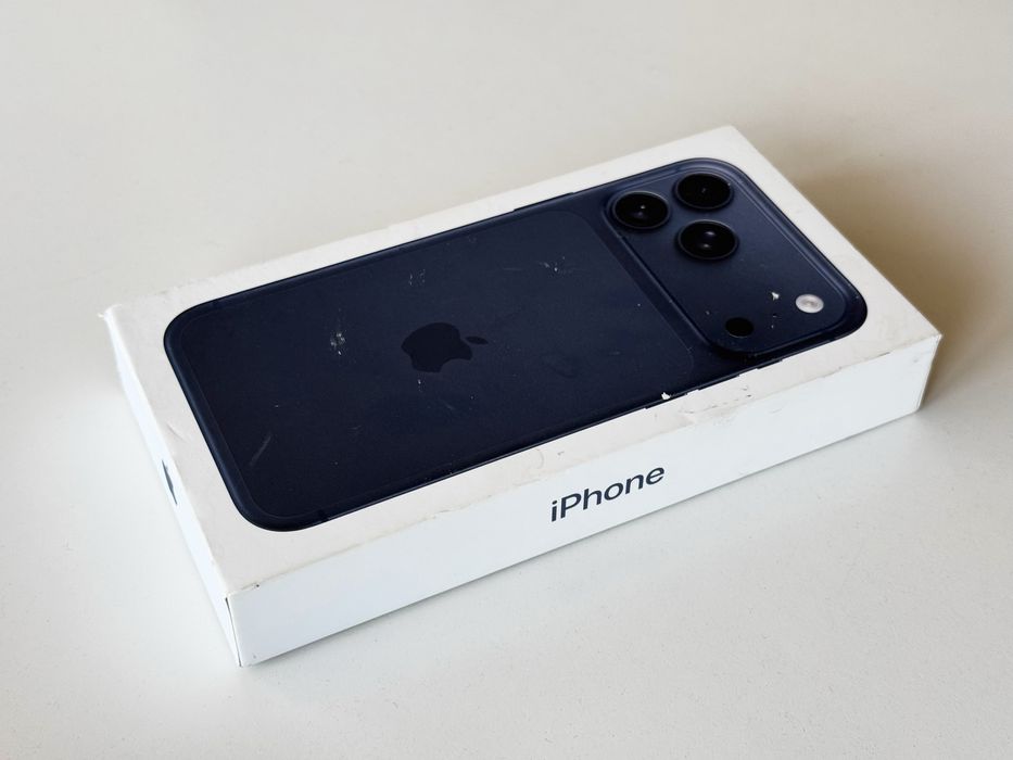 НОВ! Iphone 17 Pro Max 256GB Blue Гаранция 1 година