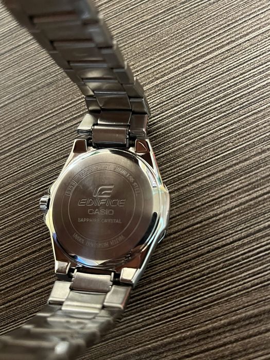 Casio Edifice Sapphire Blue Dial-Стоманена верижка-Отлично сътояние