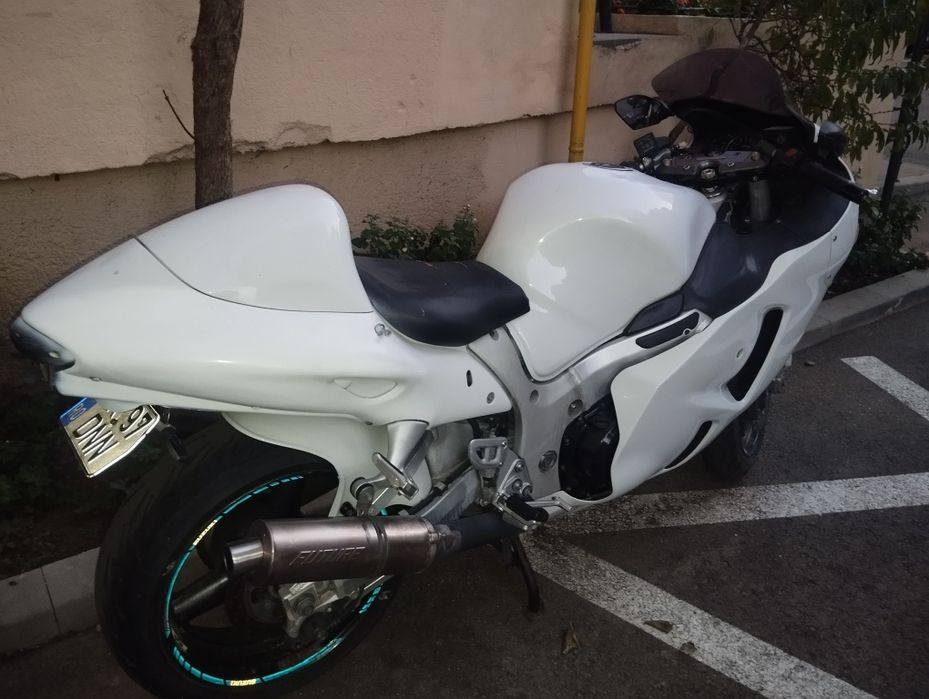 Suzuki gsx1300r gen1